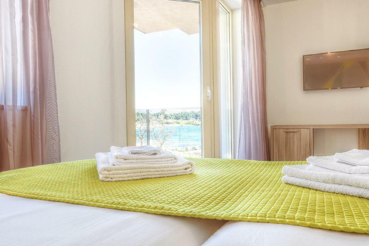 Hotel Modo พูลา ภายนอก รูปภาพ